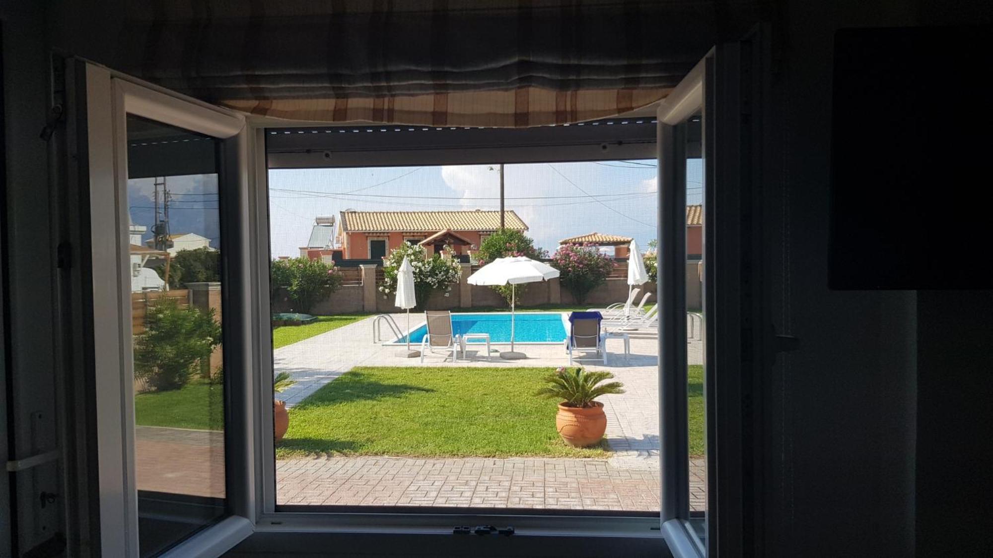Almyra Beach House Corfu Almiros Beach Екстериор снимка