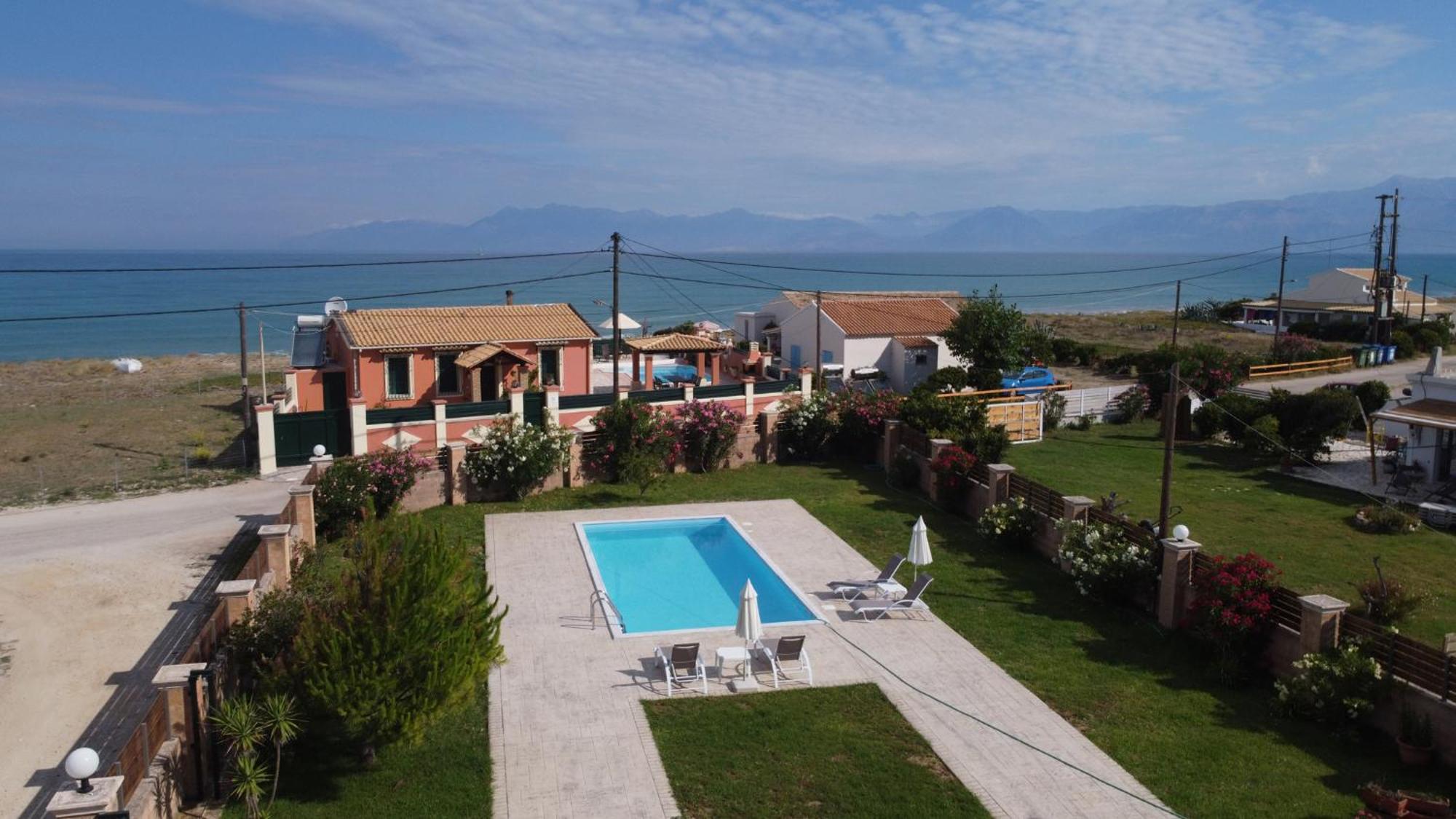 Almyra Beach House Corfu Almiros Beach Екстериор снимка