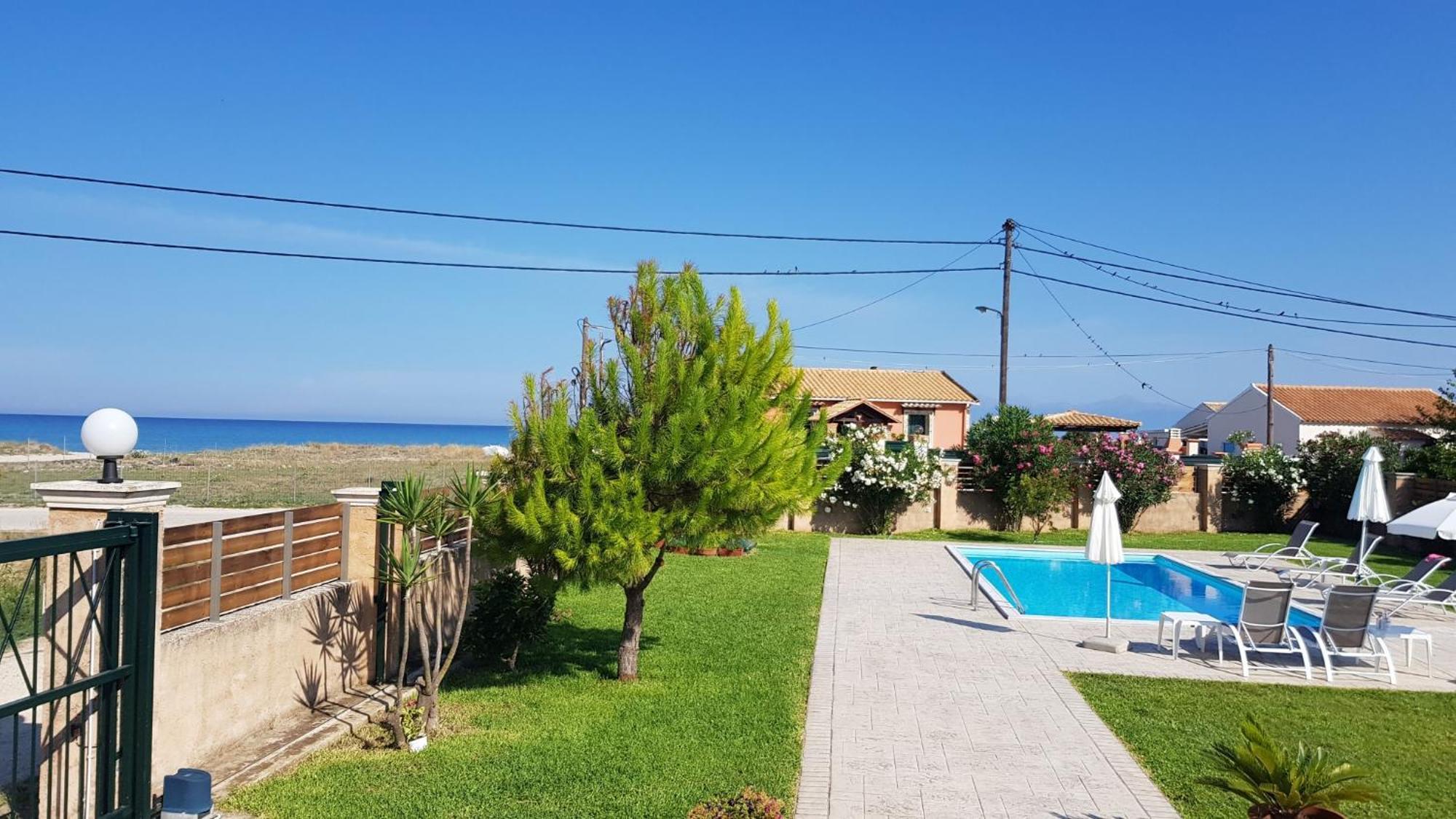 Almyra Beach House Corfu Almiros Beach Екстериор снимка