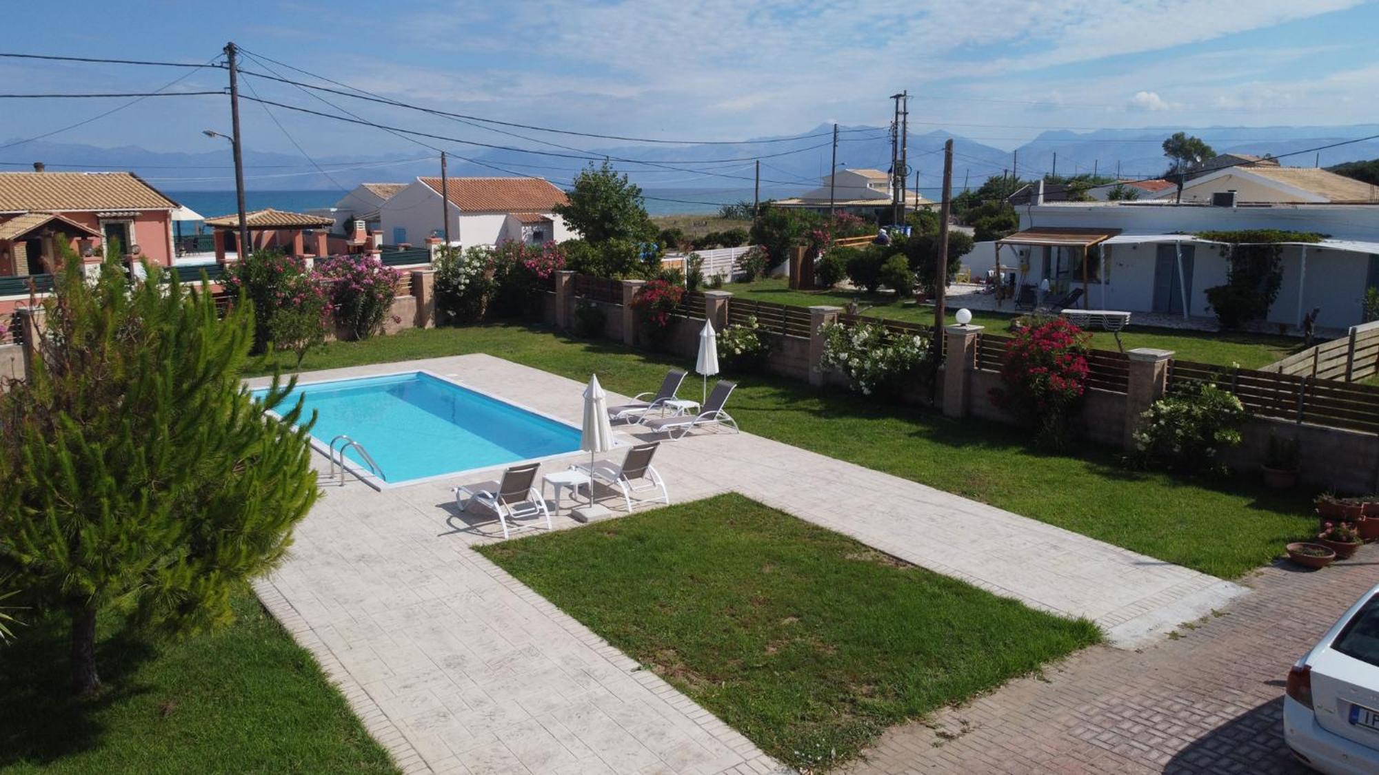 Almyra Beach House Corfu Almiros Beach Екстериор снимка
