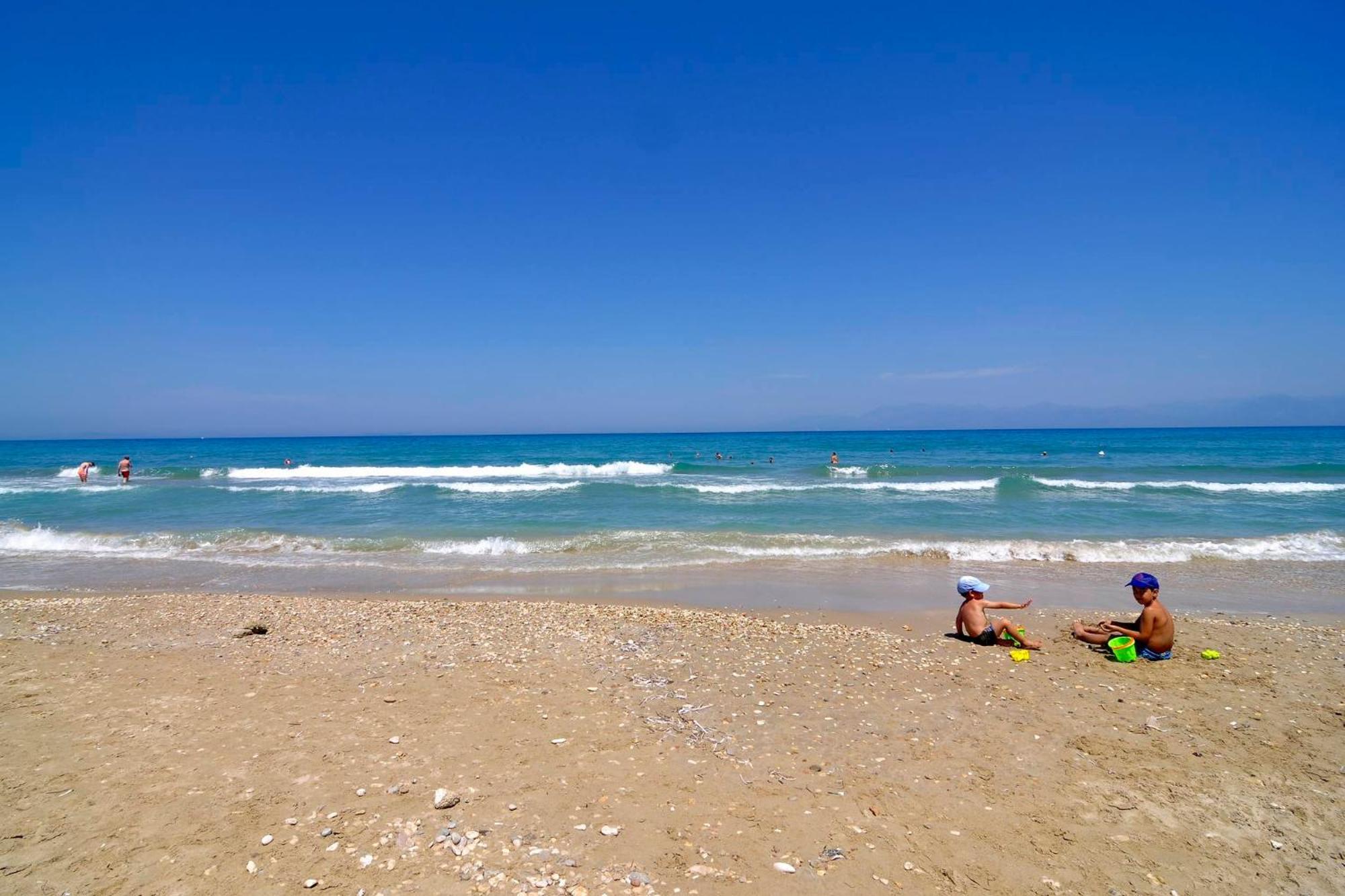 Almyra Beach House Corfu Almiros Beach Екстериор снимка