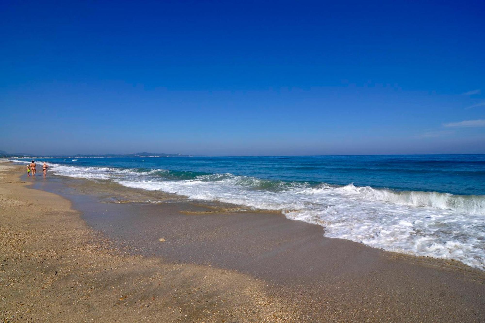 Almyra Beach House Corfu Almiros Beach Екстериор снимка